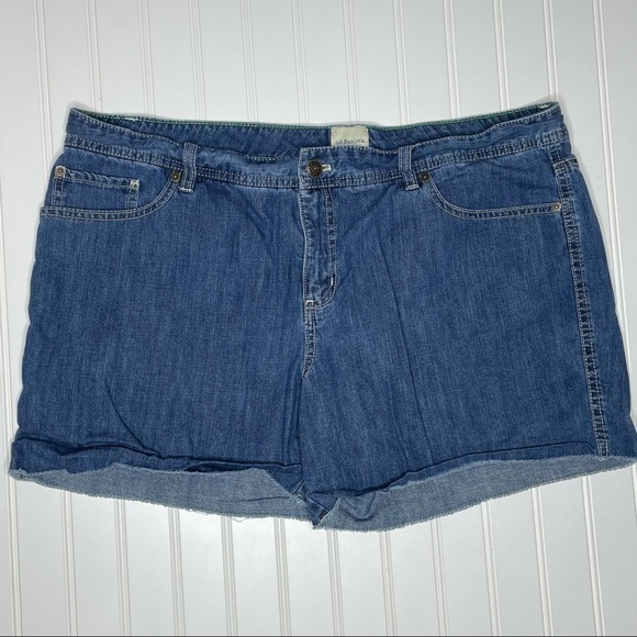 G.H. Bass & Co denim shorts, size 16 - Picture 1 of 3
